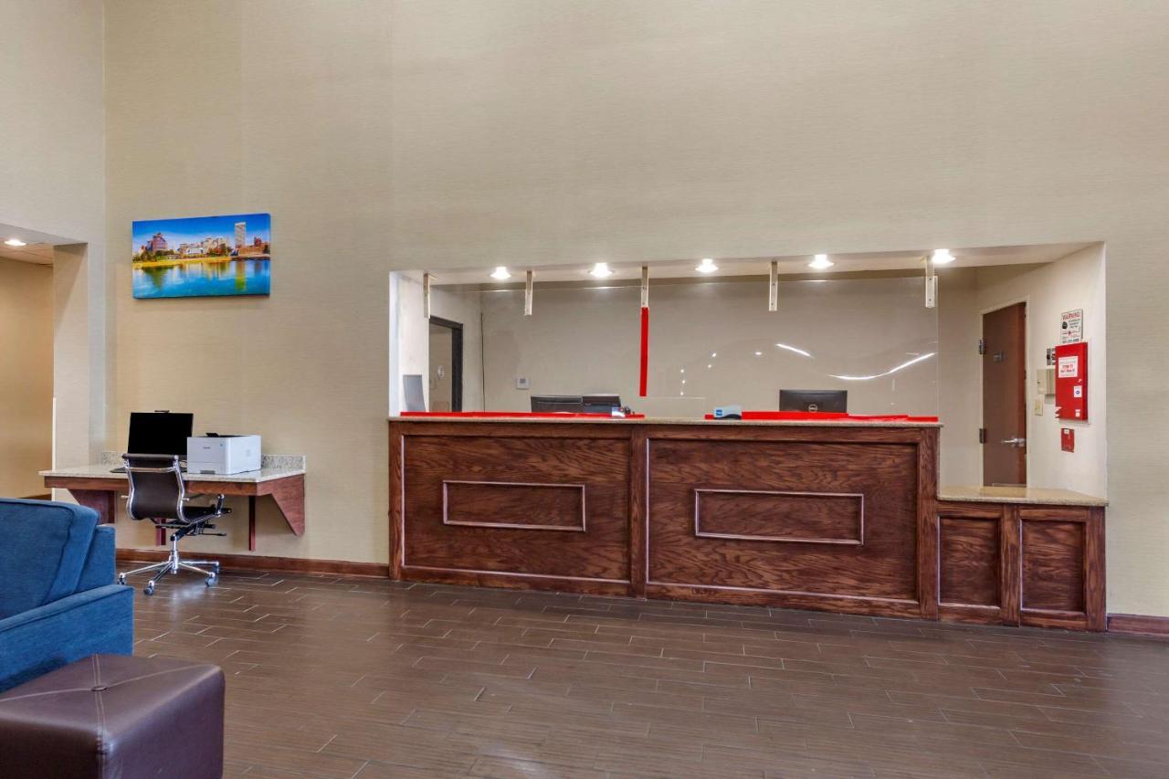Comfort Suites Memphis Exterior photo